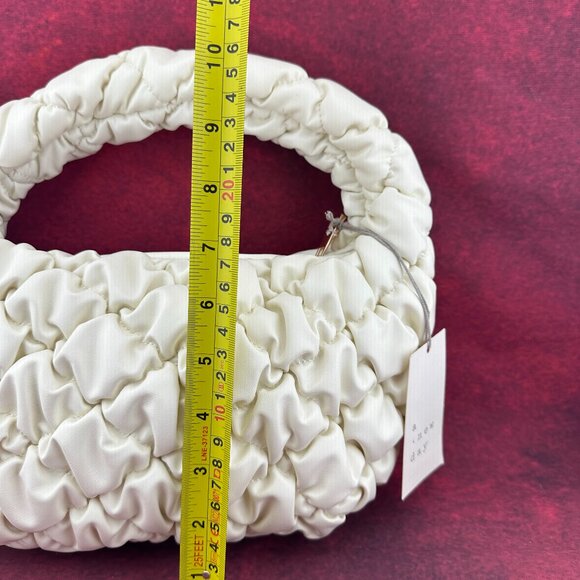 A NEW DAY BUBBLE QUILTED CLITCH HANDBAG, CREAM, SINGLE HANDLE, ZIP CLOSURE - Picture 8 of 9